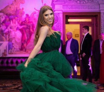 Певица Ассоль