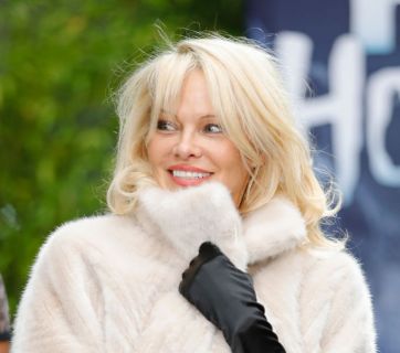 Памела Андерсон