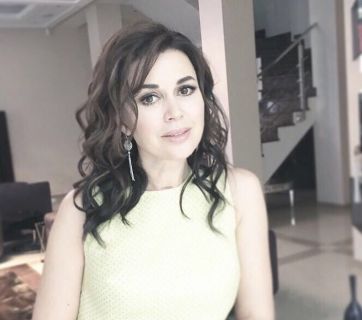 Анастасия Заворотнюк