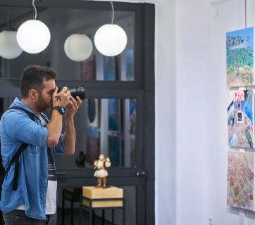 Greek accent: Ukrainian vision