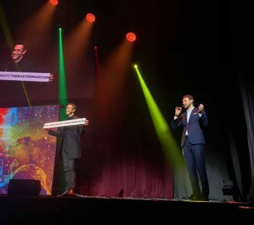 Роман Михно The Illusionists
