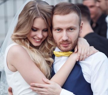 Сын Таисии Повалий с женой