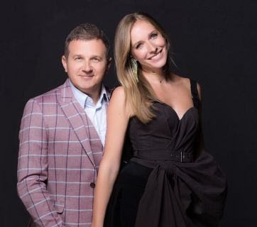 Катя Осадчая и Юрий Горбунов устроили "тельняшкапати" в честь первого дня рождения сына Ивана