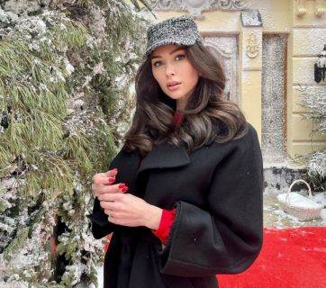 Анна Заворотнюк