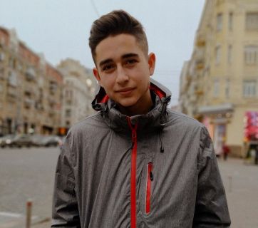 Роман Сасанчин
