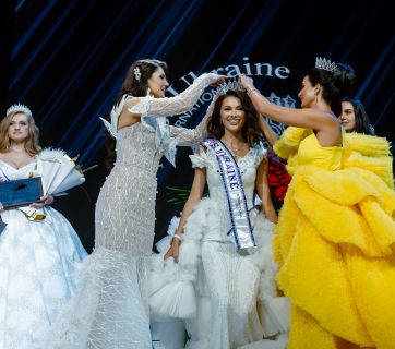 Mrs. Ukraine International 2021