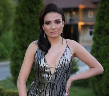 Стелла Шаповалова