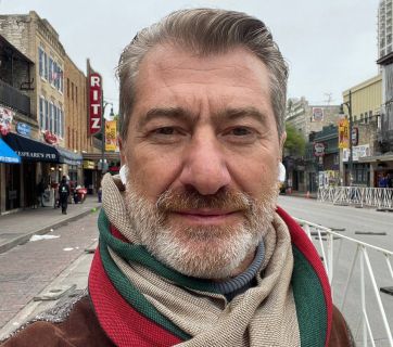 Юрій Нікітін