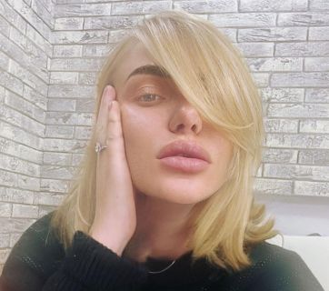 Слава Камінська