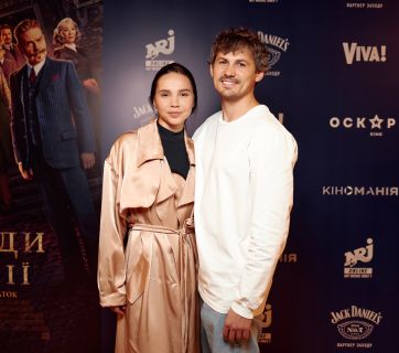 Звезды на премьере фильма «Призраки в Венеции»: мистический детектив по мотивам романа Агаты Кристи
