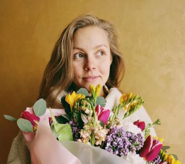 Беременна Алена Шоптенко показала заметно округлившийся животик