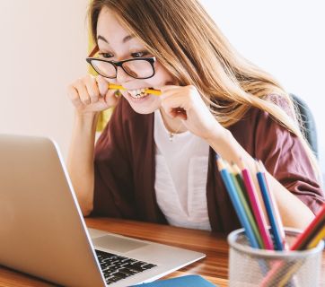 8 признаков эмоционального выгорания на работе: как справиться с синдромом