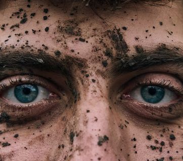 «Линия столкновения»: выставка фронтовых фотографий Либеровых на ВДНХ