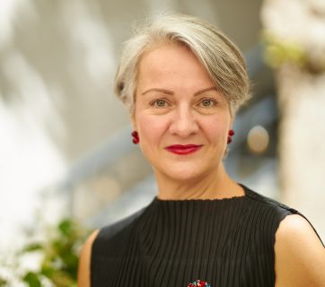 Тійна Медер зібрала б’юті-редакторів на затишному бранчі швейцарського бренду космецевтики Meder