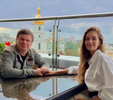 Дмитрий Комаров и Александра Кучеренко