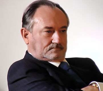 Фільми з Богданом Ступкою