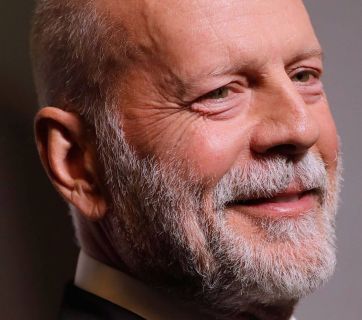 Брюс Уиллис