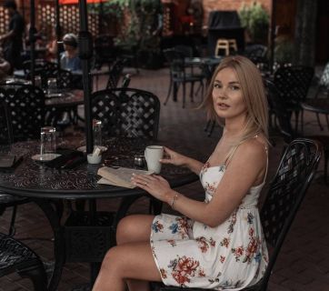 нейл-майстриня Тетяна Ілюк