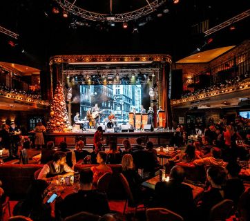 Caribbean Club та Pepper’s Club