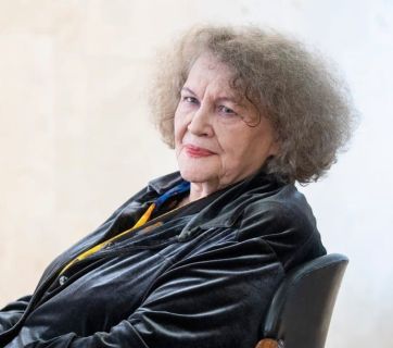 Ліна Костенко