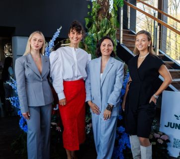 бранч Connecting Women