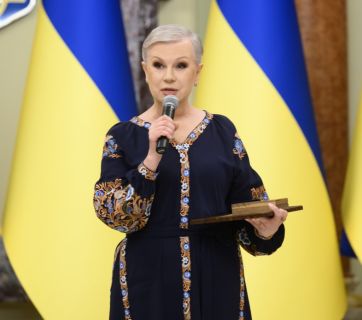 Алла Мазур, Шон Пенн и «Братья Гадюкины»: кто стал Национальной легендой Украины