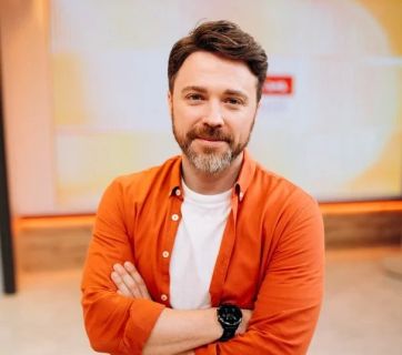 Александр Попов