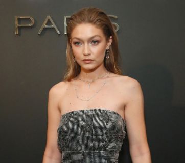 Джиджи Хадид в комбинезоне Gasanova