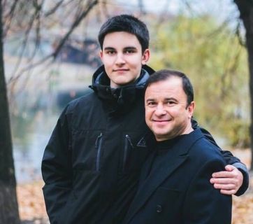 Виктор Павлик и его сын Павел
