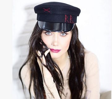 Евгения Власова