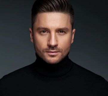 Сергей Лазарев