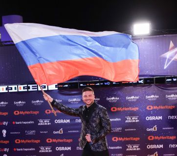 Сергей Лазарев