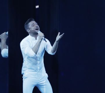 Сергей Лазарев