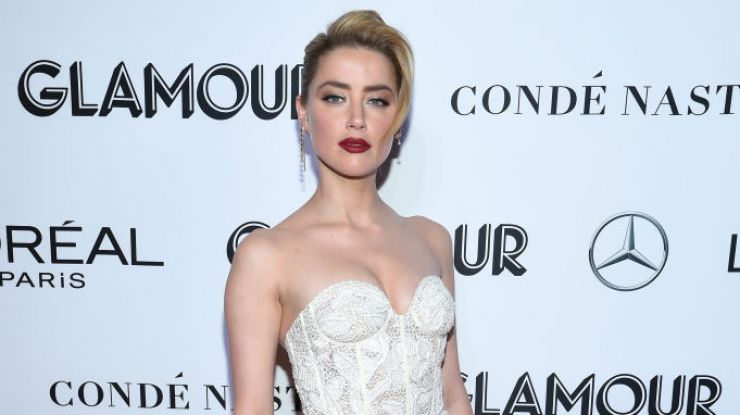 Эмбер Херд в кружевном платье-бюстье Oscar de la Renta