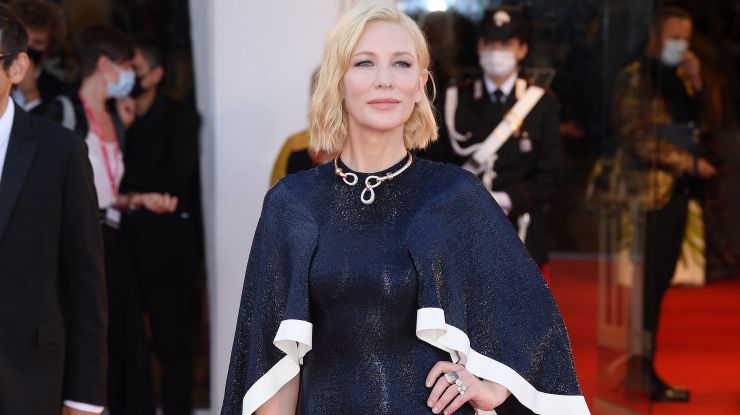 Кейт Бланшетт в платье Esteban Cortazar на Венецианском кинофестивале