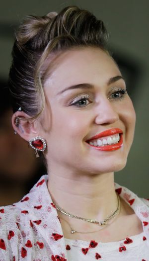 Майли Сайрус