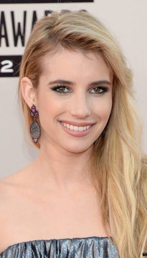 Эмма Робертс