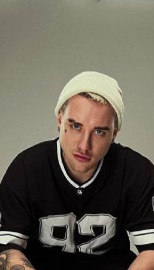 Олег Машуковский