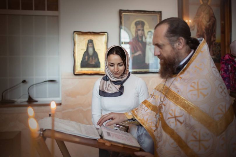 Илона Гвоздева на крестинах сына