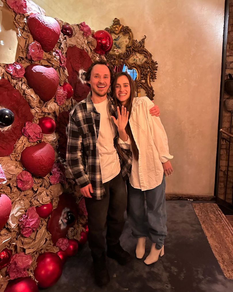 Костя Войтенко і його нова дівчина, з якою він одружується