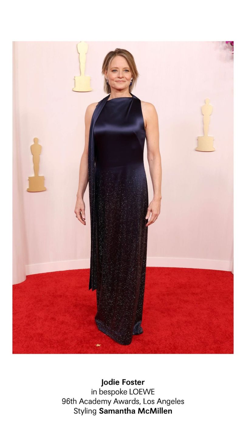 Оскар 2024: Джоді Фостер у LOEWE