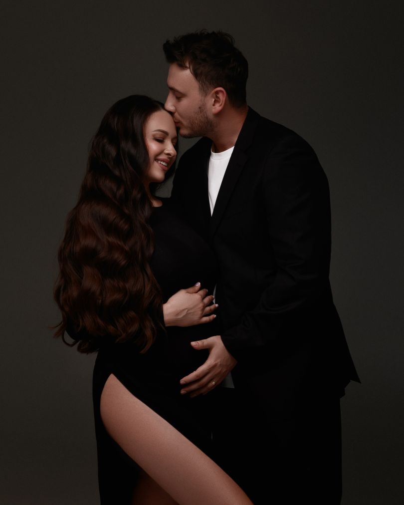 Ivan NAVI и его жена Романия