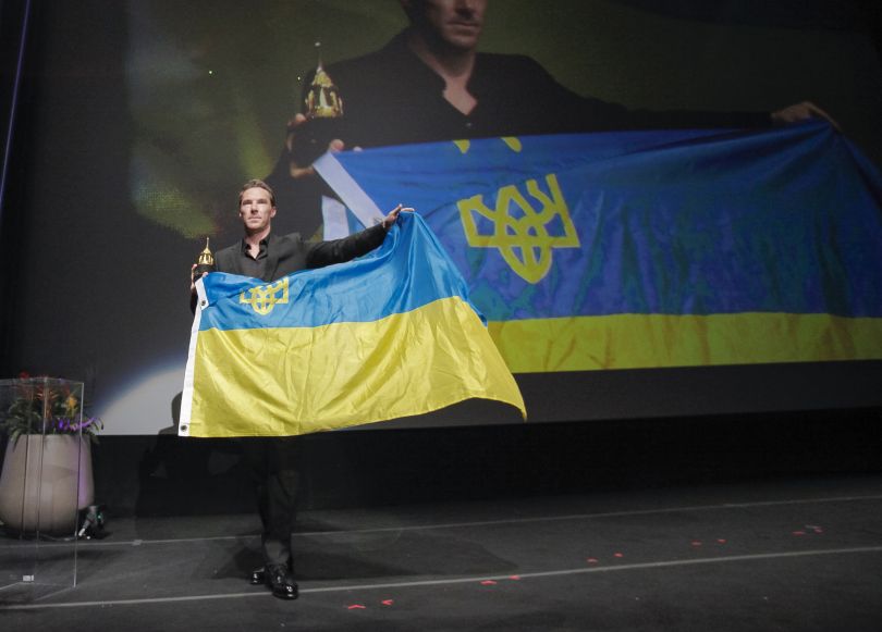 Бенедикт Камбербетч з прапором України