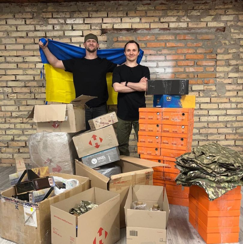 Костянтин Войтенко разом із професійним танцівником Антоном Нестерком об&rsquo;єдналися й допомагають українським воїнам