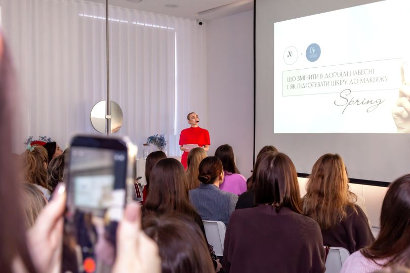 Косметика, комʼюніті та турбота: ECO.Prof.Cosmetics відкрили простір у центрі Києва - Фото №5