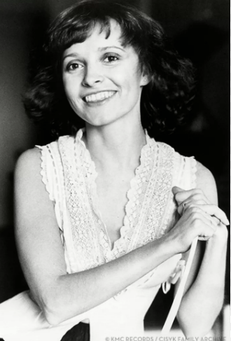 Квітка Цісик: 15 цікавих фактів про співачку, яка стала легендою української пісні - Фото №7