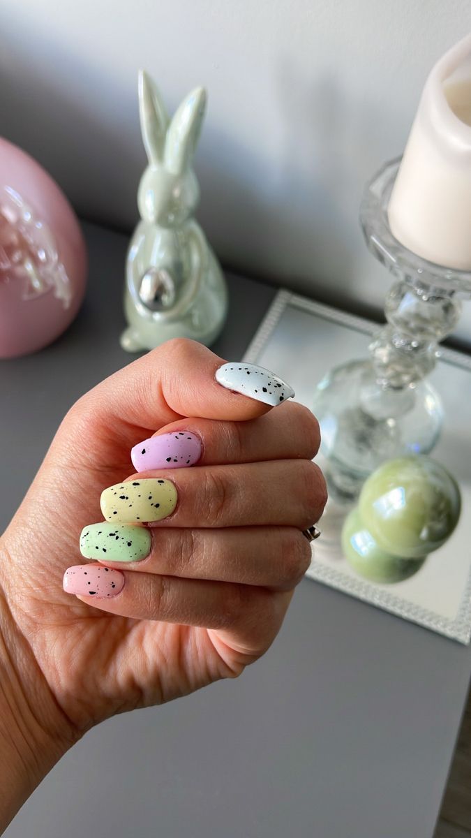 Маникюр на Пасху: топ-10 идей, которые дополнят ваш праздничный образ - Фото №4