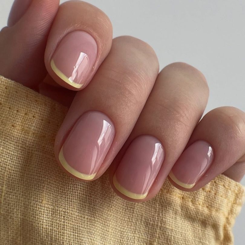 Маникюр на Пасху: топ-10 идей, которые дополнят ваш праздничный образ - Фото №27