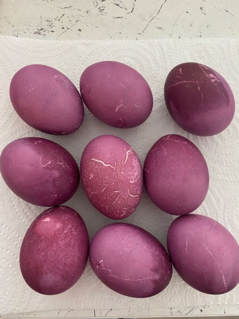 Чим пофарбувати яйця на Великдень: топ-7 натуральних барвників - Фото №6