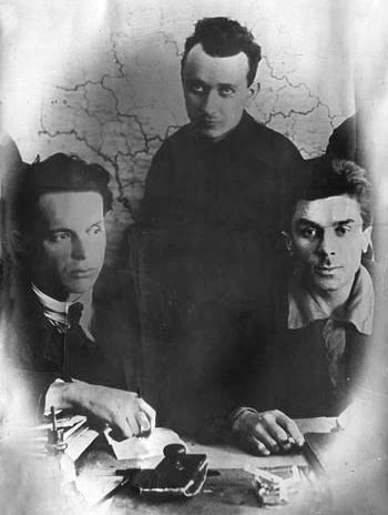 Олександр Довженко: історія українського режисера, якого відзначив Чарлі Чаплін - Фото №4